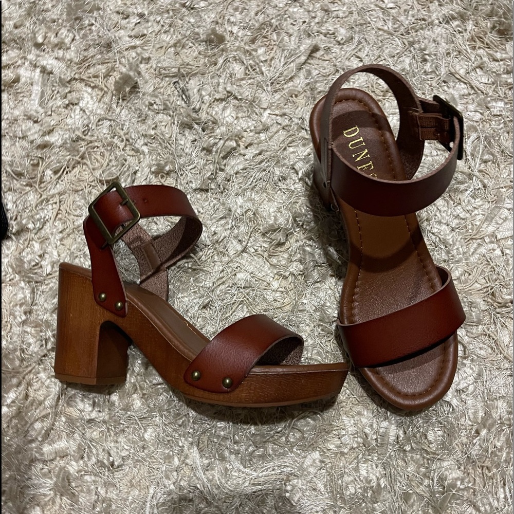 Dune Sandals